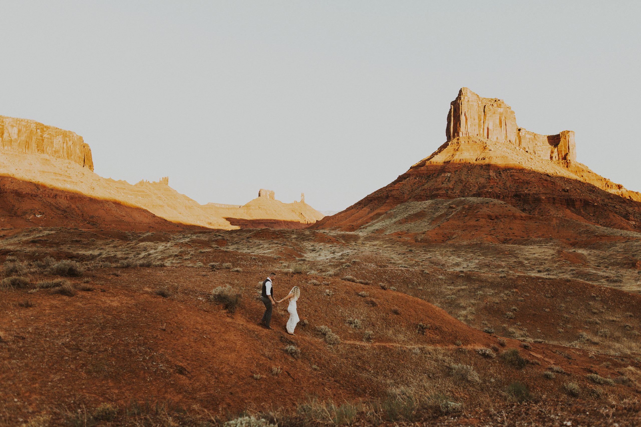 Desert Meets Tropical Elopement in Desert Love Land