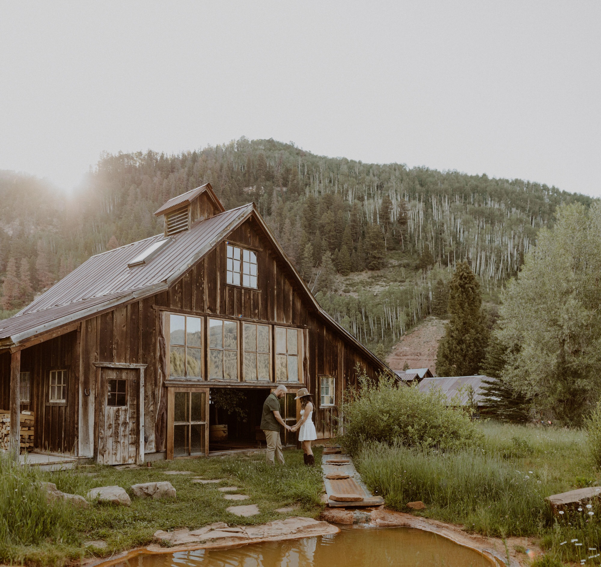 Couple elopes at a small wedding venue